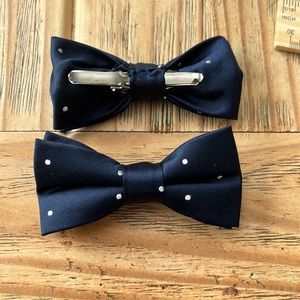 Navy and White Clip On Bowtie